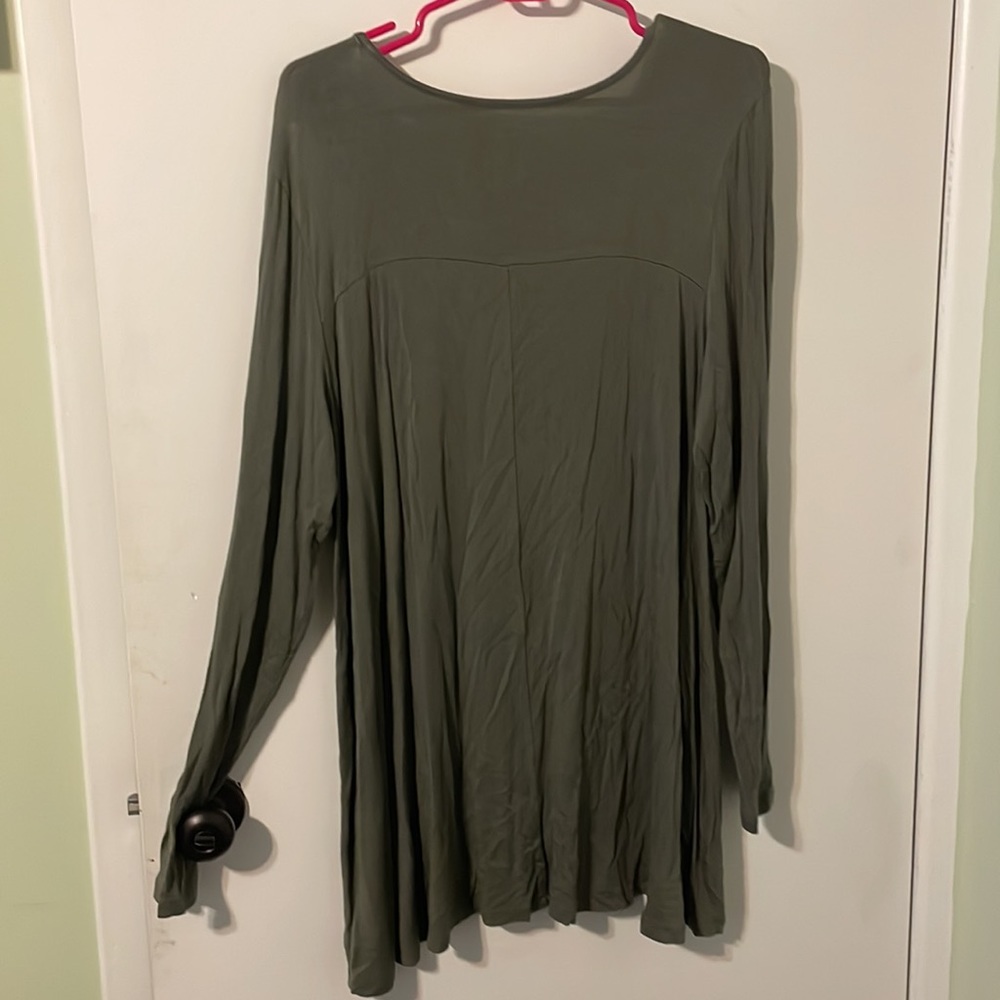 Green Shirt/Dress - Picture 4 of 4